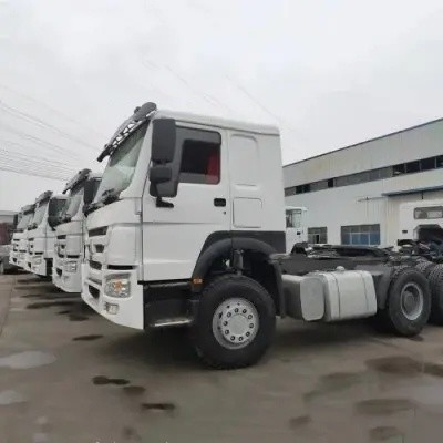 Certificado GCC 6X4 Head 430HP 10 neumáticos camiones tractores pesados con 1 año de servicio postventa