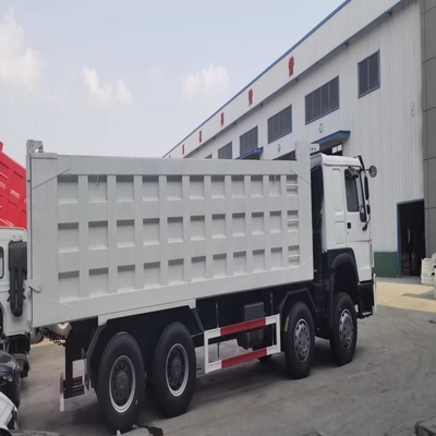 Camión de 45 toneladas usado HOWO Zz5707 en perfecto estado con diseño de neumáticos sin tubos