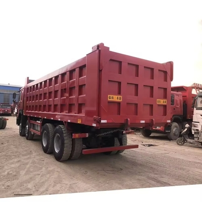 Camión de tirón usado HOWO 8X4 40 toneladas Cargador de 12 ruedas Sinotruck Camión de tirón HOWO