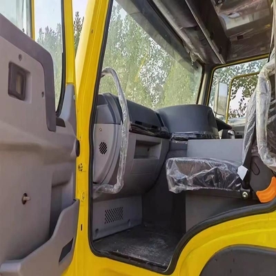 Sinotruk HOWO camión de 50 toneladas usado con asiento del conductor de suspensión aérea