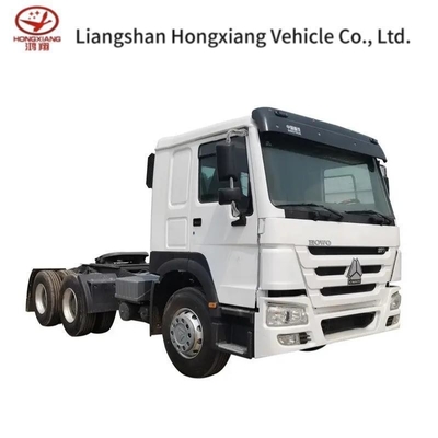 HOWO Sinotruk Camiones Corazón Camión Tractor Usado con neumáticos y personalización