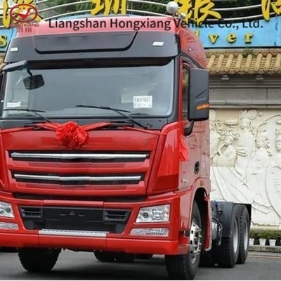HOWO Sinotruk Camiones Corazón Camión Tractor Usado con neumáticos y personalización