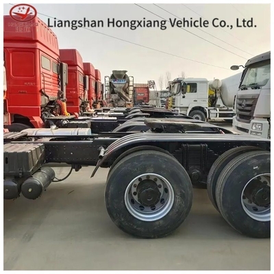 HOWO Sinotruk Camiones Corazón Camión Tractor Usado con neumáticos y personalización