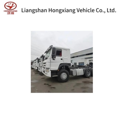 HOWO Sinotruk Camiones Corazón Camión Tractor Usado con neumáticos y personalización