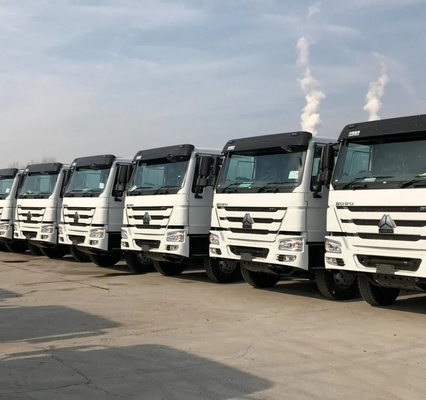 Sinotruk HOWO 6*4 y 8*4 371HP-375HP Camión tractor para el segmento de camiones pesados en África