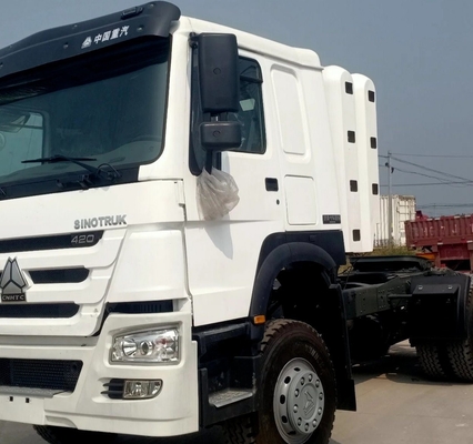Shacman F3000 6X4 385-440HP camión tractor en el mercado del CCG con y neumáticos certificados del CCG