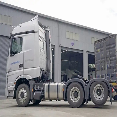 375 420 HP Dirección derecha Sinotruk HOWO 6X6 6X4 Camiones tractores usados en Mozambique