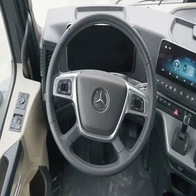 Rusia Foton Cummins Motor Foton Auman Galaxy 4*2 Trayendo camión Segmento camión pesado