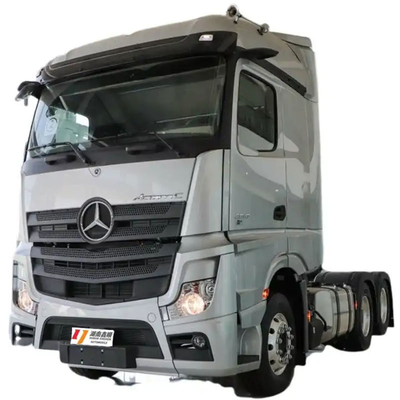 Semi-remolque, tractor, camión, primera máquina móvil de alta capacidad y bajo mantenimiento