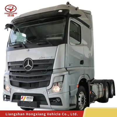 Camión tractor Mercedes Benz Actros con servicio postventa de 1 año y diseño de trabajo pesado