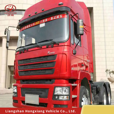 Camión tractor de alta potencia de 6 × 4 hombres con diseño de neumáticos asequibles y sin tubos