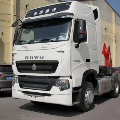 HOWO T7 Camión tractor con ventana manual y peso bruto del vehículo 5001-10000 kg