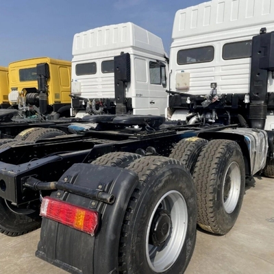Dirección izquierda HOWO T7 Tractor en buen estado y capacidad de carga de 8,2 toneladas