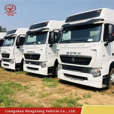 Hot HOWO T7 6X4 Tractor de metano Capacidad del motor del camión&gt; 8L y 1 año de servicio postventa