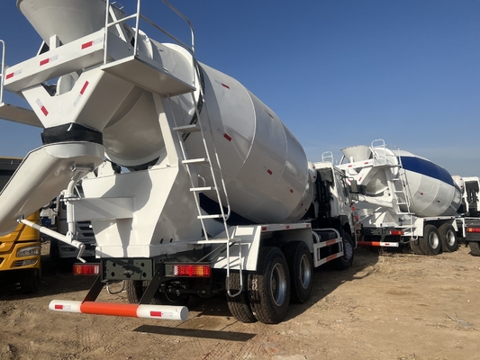6x4 modo de conducción autocarga camión mezclador de hormigón con bomba en mejor de 12.00r22.5 neumáticos