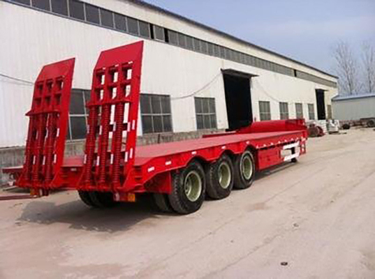Siete camiones tractores de puente La opción ideal para el transporte de cama plana de tipo de brazo cruzado