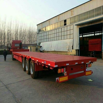 Semiremolque de tipo de brazo cruzado de cama plana con rampa hidráulica y capacidad de carga de 60 t