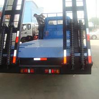 Hecho con 3 ejes de cama baja de remolque 40FT Semi-remolque Lowboy con neumáticos 12r22.5 y marco de hierro