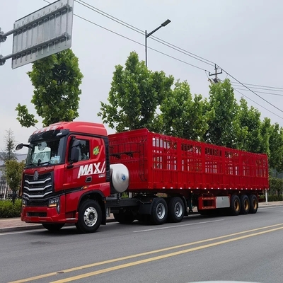 Semi-remolque de cerca para transporte de carga a granel de 40-100 toneladas con sistema de suspensión ligero