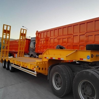 Trailers de tres ejes con cuello de ganso no extraíble de 13 m con cama baja y cama baja para transporte