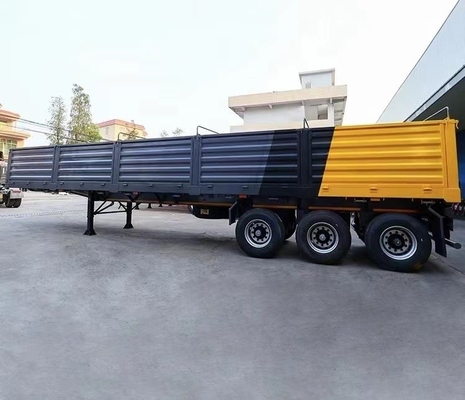 Semirremolque de tres ejes de pared lateral remolque de carga a granel de tipo cerco con capacidad de 5,5 toneladas
